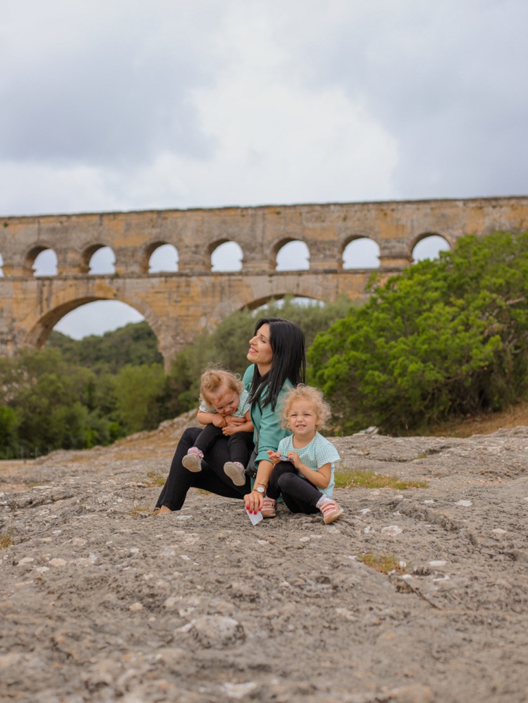 Akwedukt Pont du Gard. Zwiedzanie Pont du Gard z dziećmi.